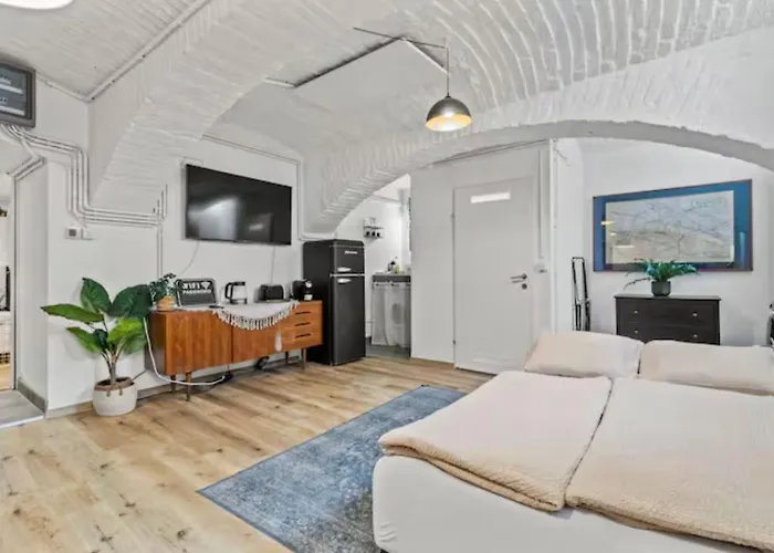 Basement Near Belvedere *