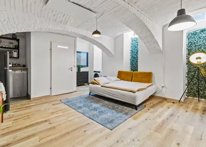 Basement Near Belvedere